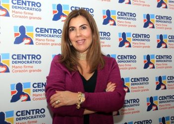 Misterio en el Centro Democrático: ¿Por qué no revelan las tales encuestas?