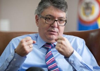 El almuerzo de Mauricio Cárdenas con 19 conservadores que le dañó la vicepresidencia azul a Germán Vargas