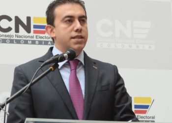 Alex Vega, primer candidato para la Registraduría que estaría inhabilitado