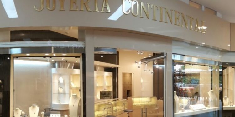 Terror en la Zona Rosa en Bogota: encapuchados con fusiles asaltaron la Joyería Continental