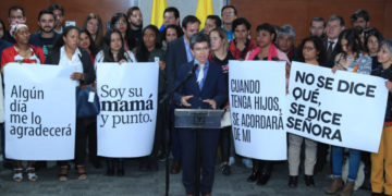 ¿Por qué fracasó el nuevo protocolo de Claudia López en las protestas?