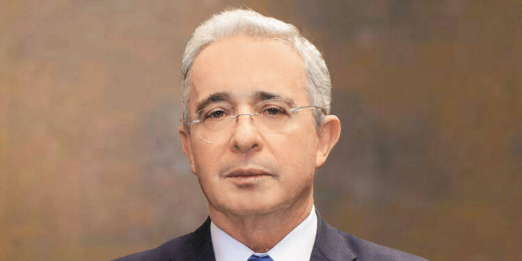 Uribe: El poder del fascista