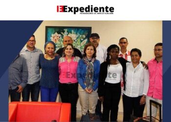 Francia Márquez junto a Piedad Córdoba en las negociaciones con las FARC en La Habana