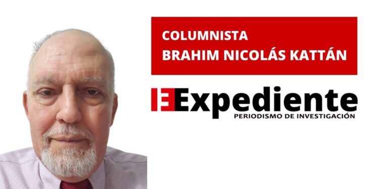 Reforma a la salud análisis crítico sin política