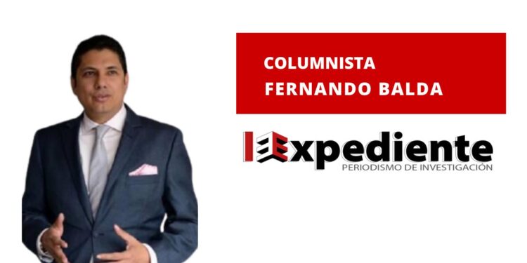 MANUAL PARA ELEGIR UN PRESIDENTE AL QUE NO LE PASE LO MISMO QUE A GUILLERMO LASSO. ¿POR QUIÉN VOTAR? 