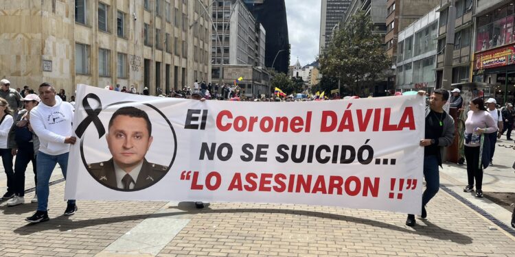 Investigación Revista Alternativa: ¿Muerte del Coronel Óscar Dávila, suicidio o asesinato? ¿Qué le iba a contar a EEUU sobre Venezuela y la financiación de la campaña Petro?