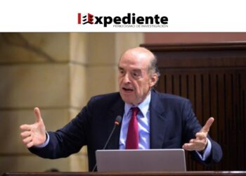 Más conflictos de interés ocultos del canciller Álvaro Leiva y su familia