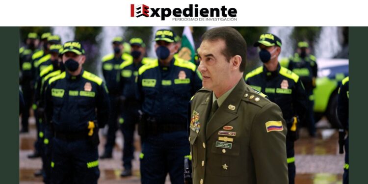 La Policía gasta $19.145 millones en uniformes nuevos a pesar de qué ya existía un contrato con un fin similar suscrito en el 2021