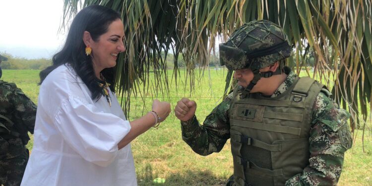 ¿Operación legítima o masacre y falso positivo? Fiscalía acusa a 24 militares por operación contra alias Bruno en la que mueren civiles