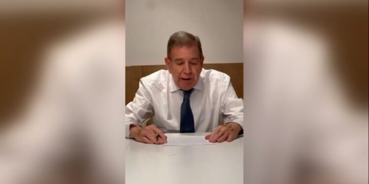 ¿Existe o no un documento firmado por Edmundo González?