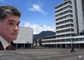 Confesión tardía de la U. Nacional: admiten manipulación del acta en licitación de seguridad: el escándalo exige anulación y intervención de la Procuraduría