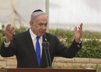 Israel ha dejado más de 77.000 muertos confirmados en cuatro países. Entre ellos 13 mil niños. Hoy bombardeó 100 objetivos en el Líbano