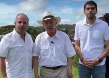 Uribe se juega sus restos en campaña y le envía mensaje a las FARC, el ELN y el Clan del Golfo: «Cepeda los traiciona, con Paloma las cosas son en serio»