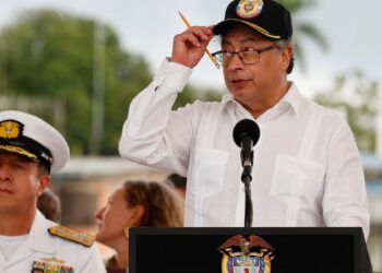 El último mega negocio de hasta USD 2.000 millones que quiere dejar firmado el gobierno Petro antes de irse: PLOTEOS