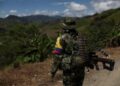 Reportan presencia de grupo armado en puesto de votación en Remedios, Antioquia