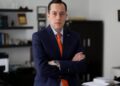Andrés Barreto: el abogado que lideró la firma de Abelardo y ahora blinda jurídicamente su gobierno