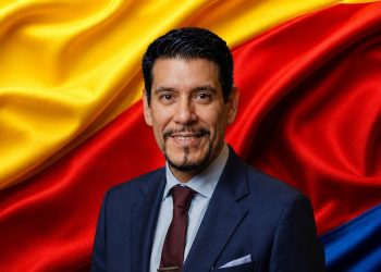 El hijo que llevó la muerte de su padre a los tribunales del mundo llega ahora a representar a Colombia ante la ONU