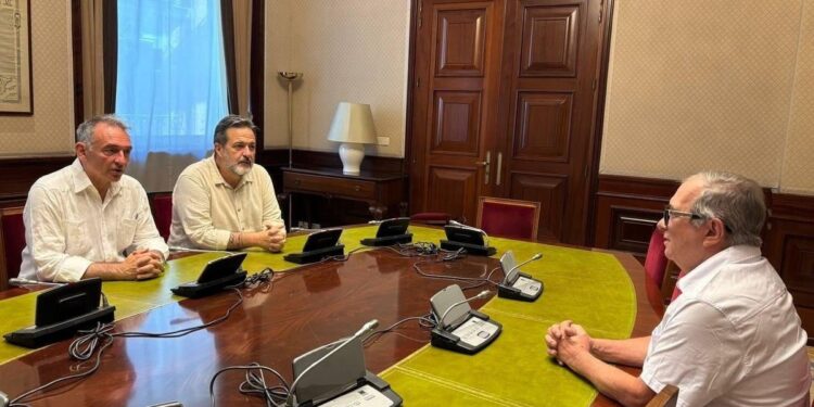 Timochenko se reúne en Madrid con Manu Pineda, vinculado a Hamas y Hezbollah: ¿Coordinan acciones contra el nuevo gobierno?