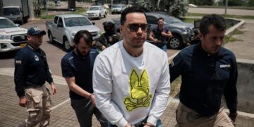 Alias Castor, jefe de la banda ‘Los Costeños’, prometió votos para Cepeda desde La Picota; el Pacto Histórico arrasó en esos municipios «Yo soy un amante de Cepeda»