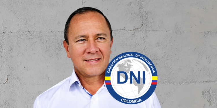 El general Jorge Andrés Zuluaga despidió a los recomendados del director del DAPRE Carlos Rios de la Dirección Nacional de Inteligencia DNI