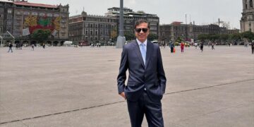 Petro pagó en efectivo su vuelo a México: ¿por qué Aeroméxico transportó a un sancionado por la OFAC?